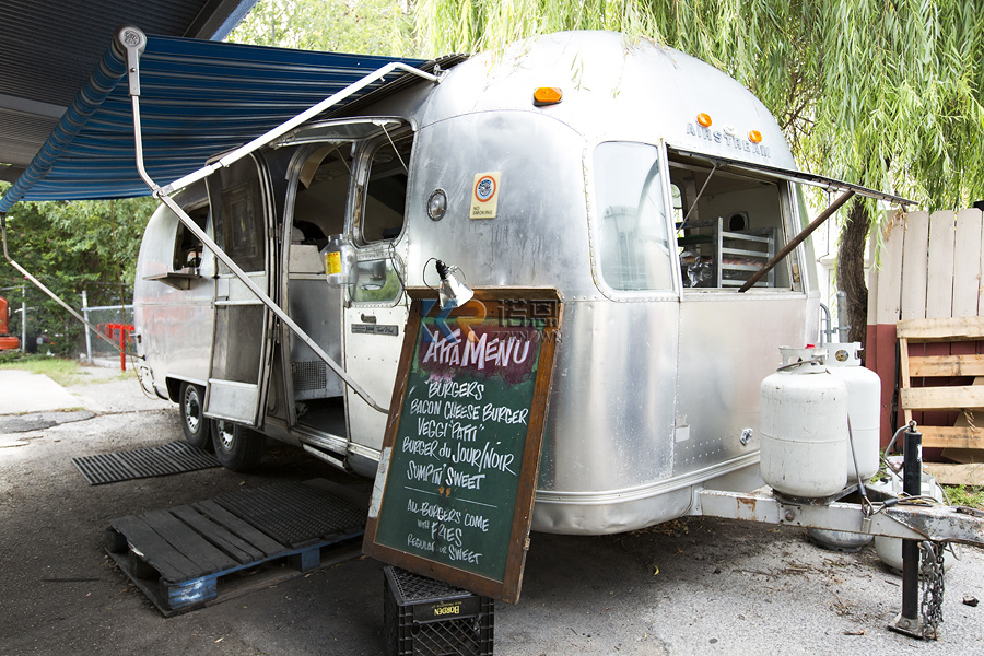 Volledig uitgeruste caravanbar - Coffee Van Equipment recensie en prijs