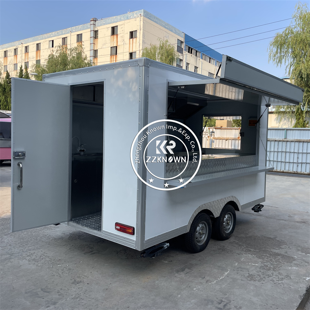 Moderne custom foodtruck voor  - Coffee Van Equipment recensie en prijs