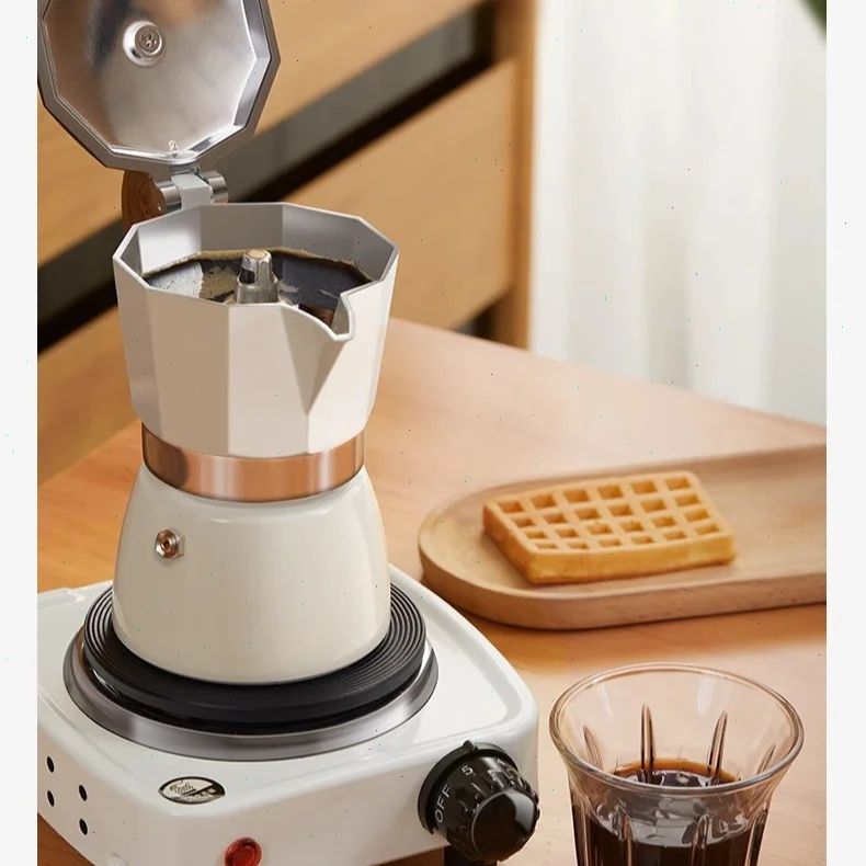 Moka-pot met ronde bodem, enke - Hero Coffee Equipment recensie en prijs